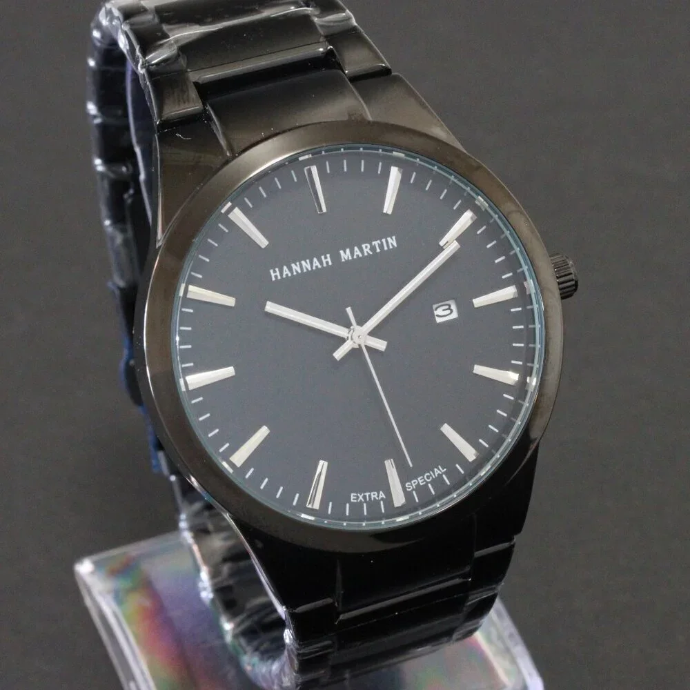 Men's Sports Watch Raised Indices Integrated Bracelet Black Quartz 40mm